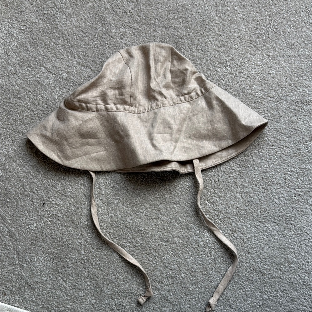 Briar Sunbonnet